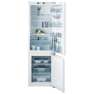 Встраиваемый холодильник AEG SC 81840i